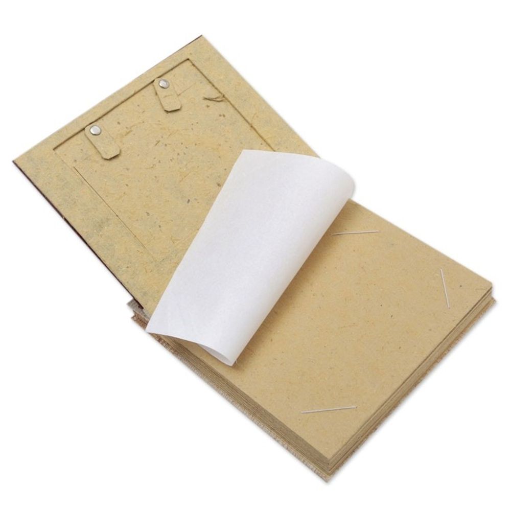Red Natural Fiber Leaf-Motif Photo Album 'Autumn Spirit in Red'