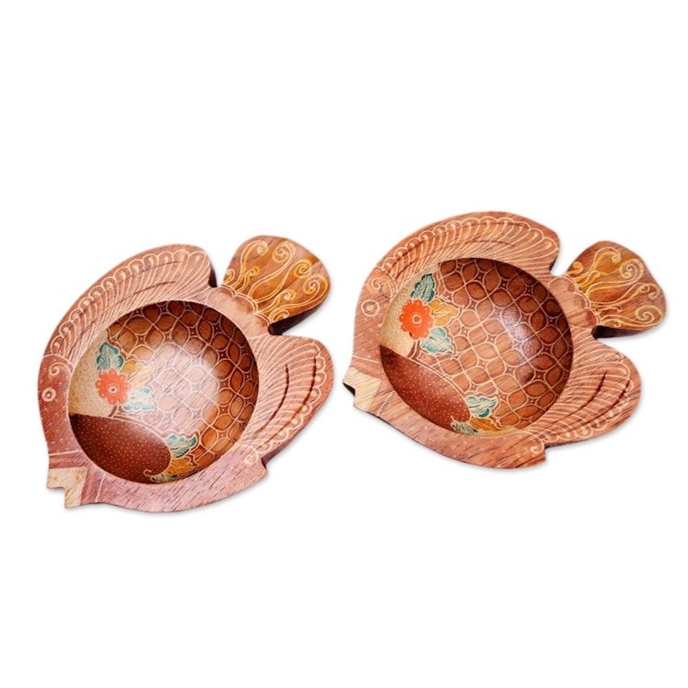 2 Fish-Shaped Decorative Wood Batik Bowls from Java 'Java Fish'